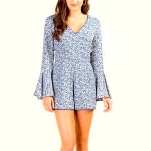 Women's Sz M Blue Rain
Romper Bell Sleeve Blue White Floral Prairie Crochet